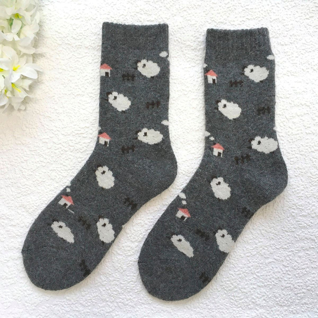 Woolly Sheep Socks - Dark Grey - Reevo