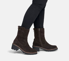 Load image into Gallery viewer, Brown Boot - Remonte
