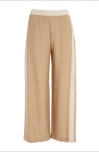 Load image into Gallery viewer, Biscuit Soft Crinkle Trouser With Contrast Panel And Waist - Ora