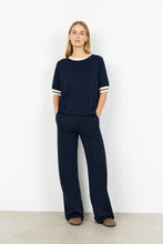 Load image into Gallery viewer, Basic T-Shirt - SoyaConcept