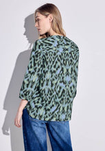 Load image into Gallery viewer, 344611- 3/4 Sleeve Brush Stroke Print Top- Strong Khaki- Cecil