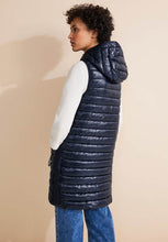 Load image into Gallery viewer, 220217- Navy Coated Gilet- Street One