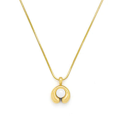 T101NYA - Mari Faux Pearl Necklace- Knight & Day