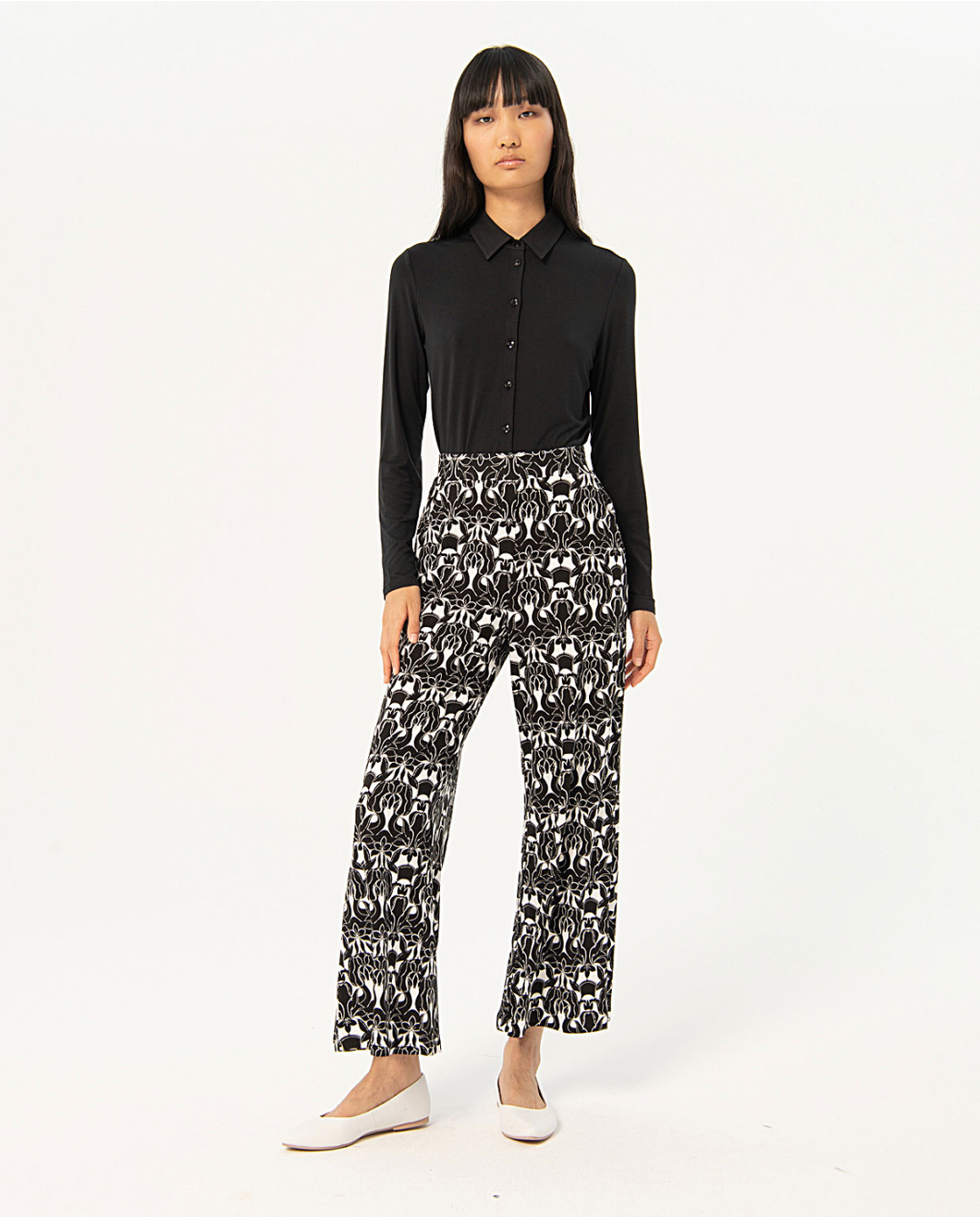 513- Print Straight Leg Elasticated Trousers- Black- Surkana