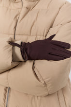 Load image into Gallery viewer, Brown Bow Detail Gloves - Soya Concept