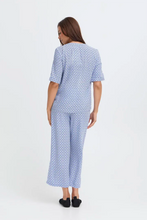 Load image into Gallery viewer, Blue Pattern Button Top - b.young