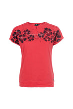Load image into Gallery viewer, Poppy Red T-Shirt- Soquesto
