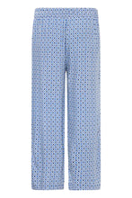 Load image into Gallery viewer, Blue Pattern Crop Pants - b.young