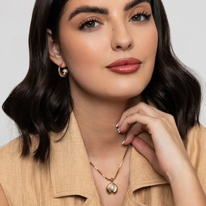 T101NYA - Mari Faux Pearl Necklace- Knight & Day