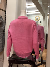Load image into Gallery viewer, SV353 - Blossom Button-Up with Collar - Castle of Ireland