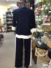 Load image into Gallery viewer, 25178 - Contrast Zip Top - Peruzzi