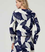 Load image into Gallery viewer, Blue Cropped Jacket - Surkana