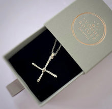 Load image into Gallery viewer, Brigid’s Cross Pendent - Yvonne Bolger Jewellery