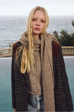 Load image into Gallery viewer, Ladies Knitted Scarf Beige - Molly Bracken
