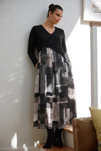 Load image into Gallery viewer, Tulle Skirt Dress - Peruzzi