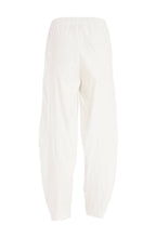 Load image into Gallery viewer, Off White Balloon Shape Trouser With Side Pocket - Ora