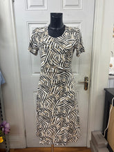 Load image into Gallery viewer, Brown Pattern Dress - Brandtex