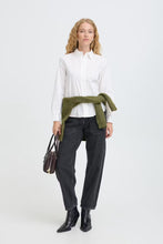 Load image into Gallery viewer, Barrel Jeans - B. Young