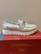 Load image into Gallery viewer, Foxy Shimmer Loafers - Silver - Heavenly Feet