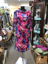 Load image into Gallery viewer, V337 - Dress - Garnet - Via Veneto