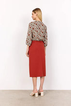 Load image into Gallery viewer, Red Printed Blouse - Soya Concept