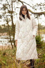 Load image into Gallery viewer, Nina 25- Long Cream Coat - Soya Concept