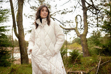 Load image into Gallery viewer, Nina 25- Long Cream Coat - Soya Concept