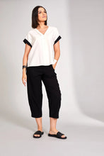 Load image into Gallery viewer, 503 Slouch Trouser Black - Peruzzi