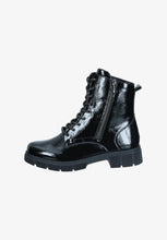 Load image into Gallery viewer, Black Fleece lined Boot - Remonte