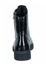 Load image into Gallery viewer, Black Fleece lined Boot - Remonte