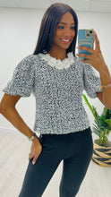 Load image into Gallery viewer, 23210 - Sequence Blouse - Black - Kyla