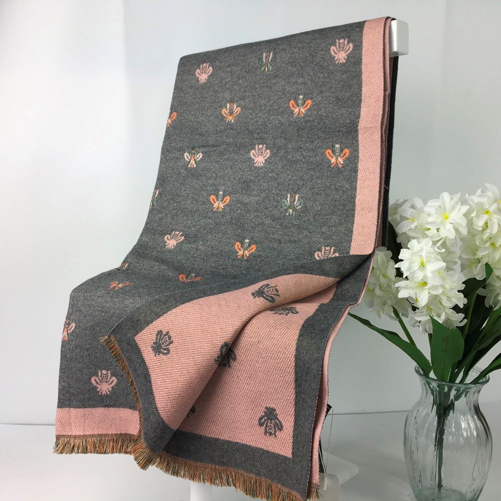 224-201-Bee Print Winter Scarf- Grey & Pink