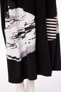25140 - Dress with Placement Print - Nayad