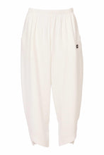 Load image into Gallery viewer, 25217 - Curved Ankle Trousers - Naya