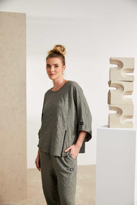25221 - Embossed Top with Zip Detail - Naya