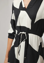 Load image into Gallery viewer, 143691- Black/White Print Dress - Street One