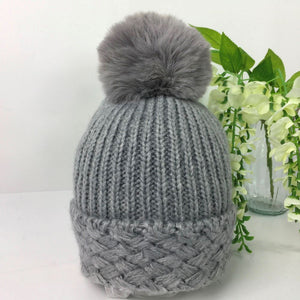 030-PomPom Hat-Grey