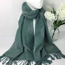 Load image into Gallery viewer, 1908-004-Tassles Scarf-Green