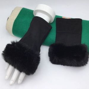150-Fingerless Gloves- Black