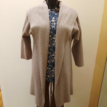Load image into Gallery viewer, 8806 DECK Hooded Knit FreeSize- Mocha