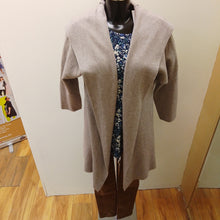 Load image into Gallery viewer, 8806 DECK Hooded Knit FreeSize- Mocha