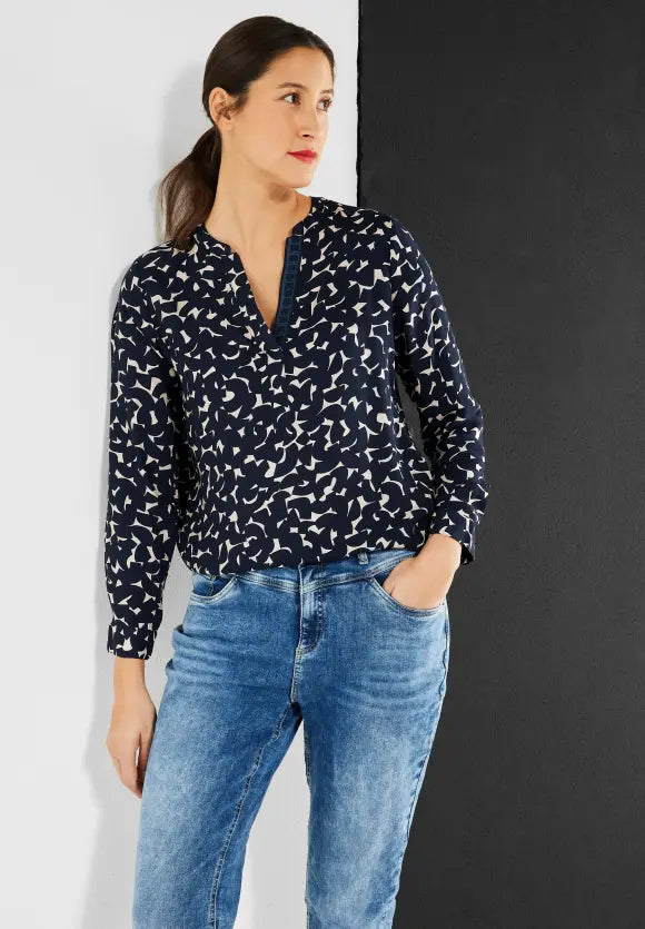 343647- Long Sleeve Printed V Neck Blouse- Deep Navy- Street One