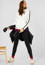 Load image into Gallery viewer, 301788- Cream/Navy Sweatshirt- Cecil