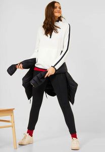 301788- Cream/Navy Sweatshirt- Cecil