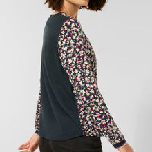 Load image into Gallery viewer, 317372- Flower Print Sports Cuff Top - Cecil