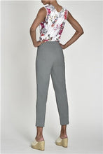 Load image into Gallery viewer, Robell Bella 3/4 Trousers- Olive