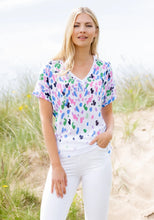 Load image into Gallery viewer, 6947- Marble V Neck Speck Detail Top- Green/Blue