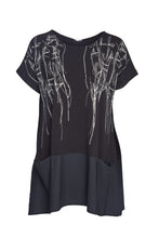 Load image into Gallery viewer, 113- Tunic Top with Print Black/White- Naya