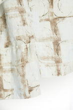 Load image into Gallery viewer, 267- Print top w/ Unevem hemline- Naya