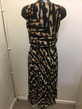 Load image into Gallery viewer, Black/Camel Print Pleated Dress- Peruzzi